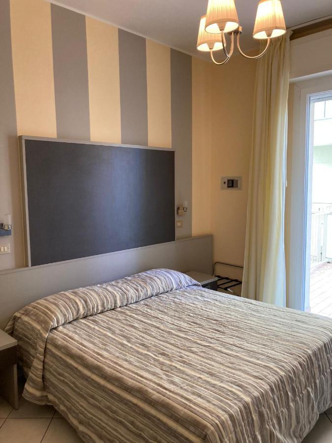 Hotel Abel & Residence تْشيزيناتيكو المظهر الخارجي الصورة