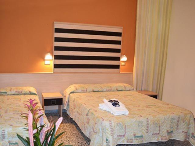 Hotel Abel & Residence تْشيزيناتيكو المظهر الخارجي الصورة