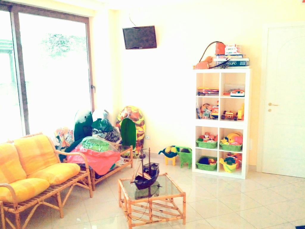 Hotel Abel & Residence تْشيزيناتيكو المظهر الخارجي الصورة