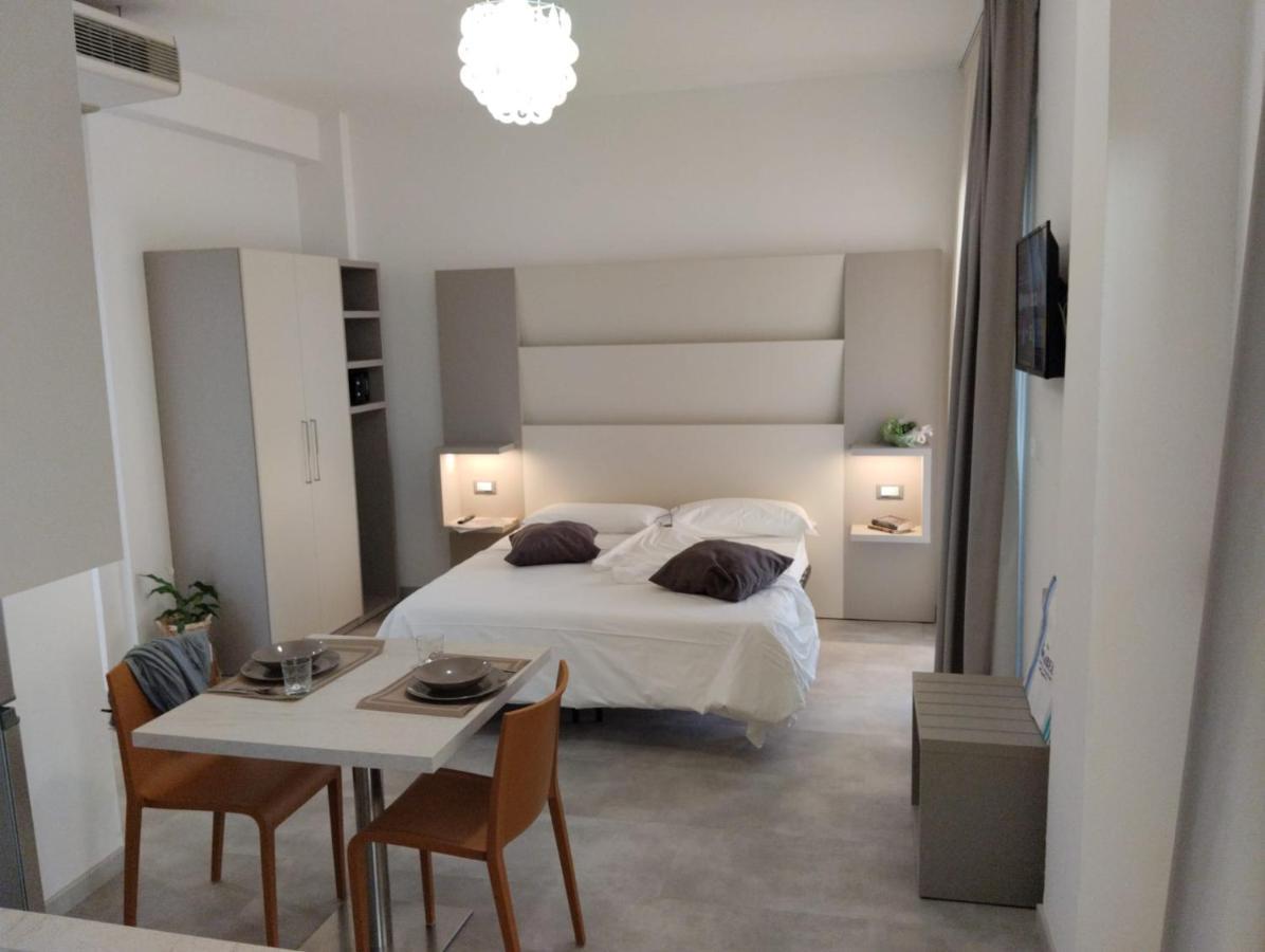 Hotel Abel & Residence تْشيزيناتيكو المظهر الخارجي الصورة