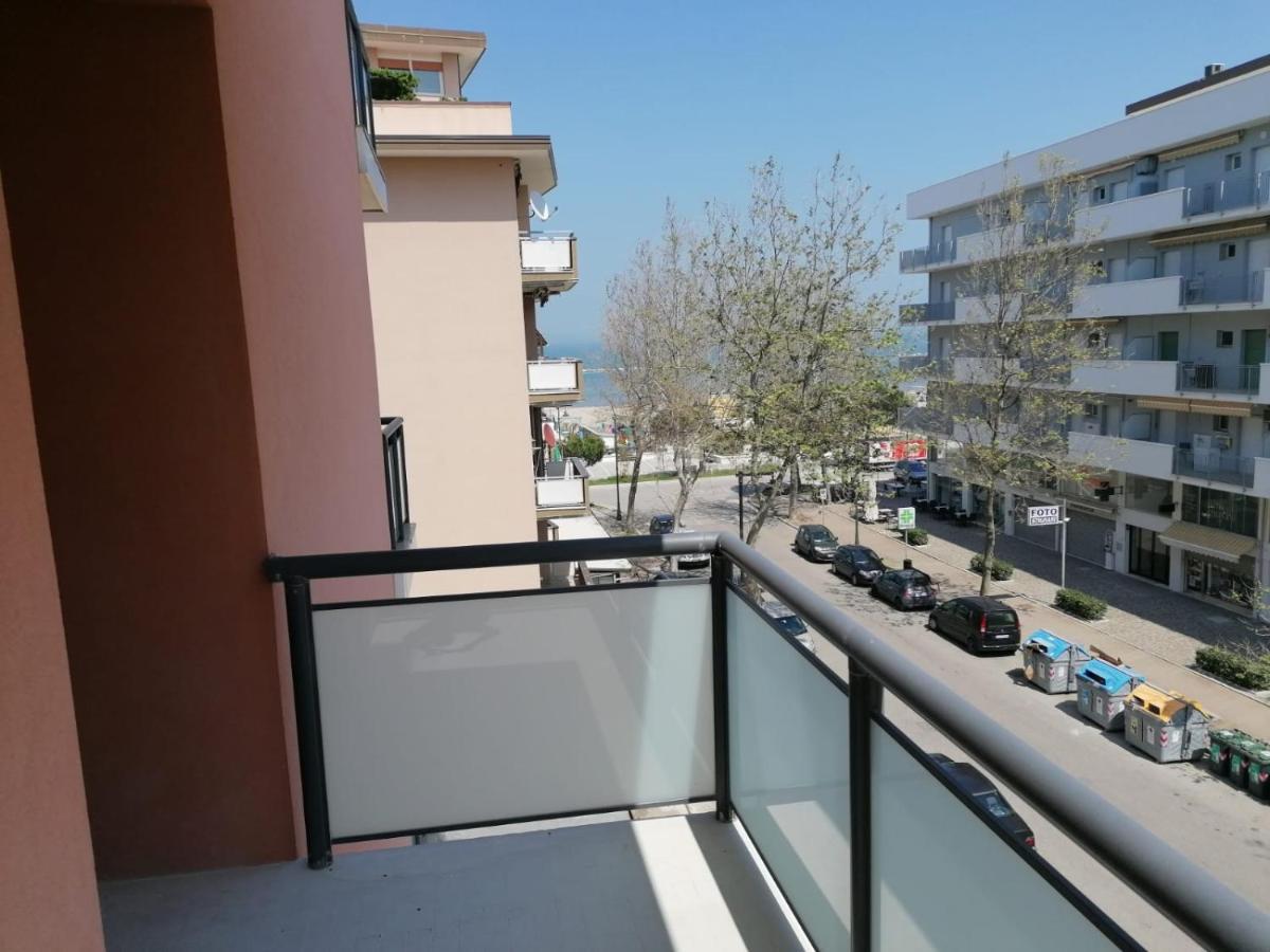 Hotel Abel & Residence تْشيزيناتيكو المظهر الخارجي الصورة