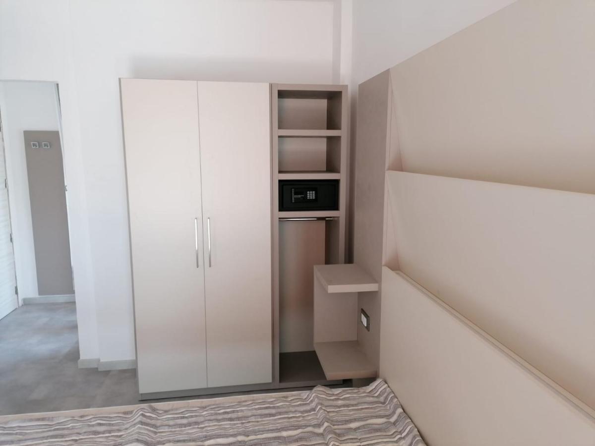 Hotel Abel & Residence تْشيزيناتيكو المظهر الخارجي الصورة