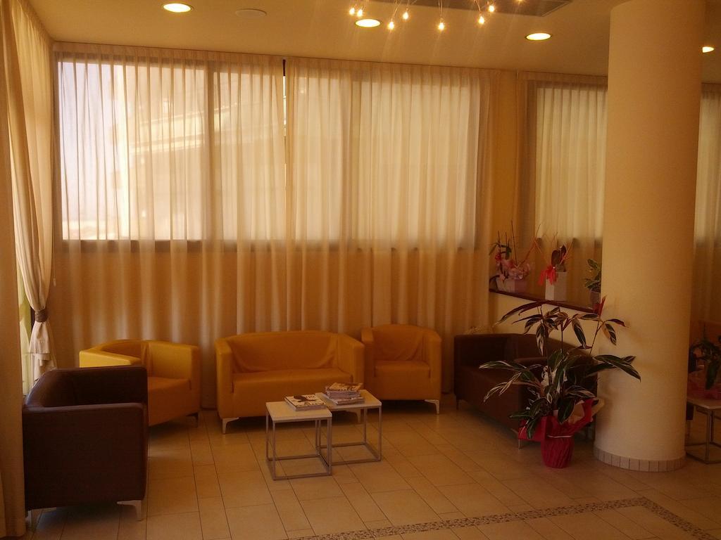 Hotel Abel & Residence تْشيزيناتيكو المظهر الخارجي الصورة